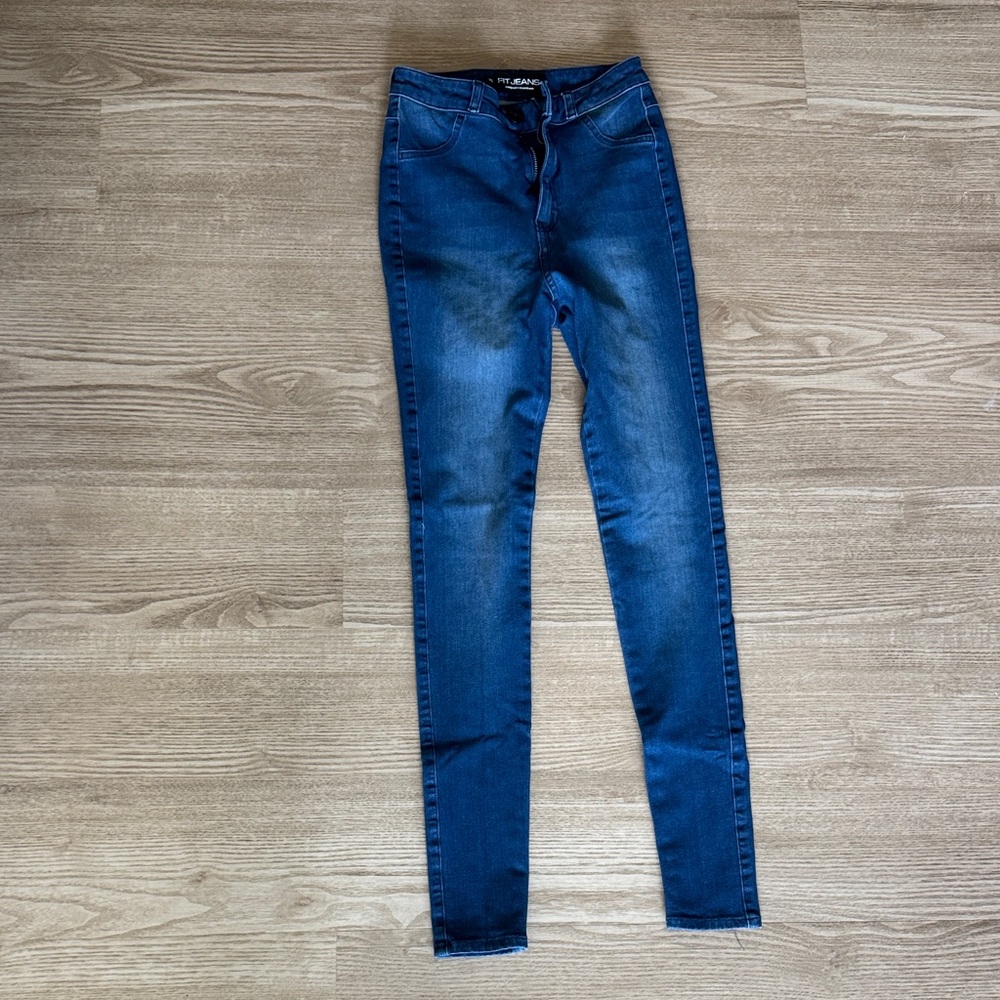 FITJEANS Women's Deep Blue Skinny Jeans